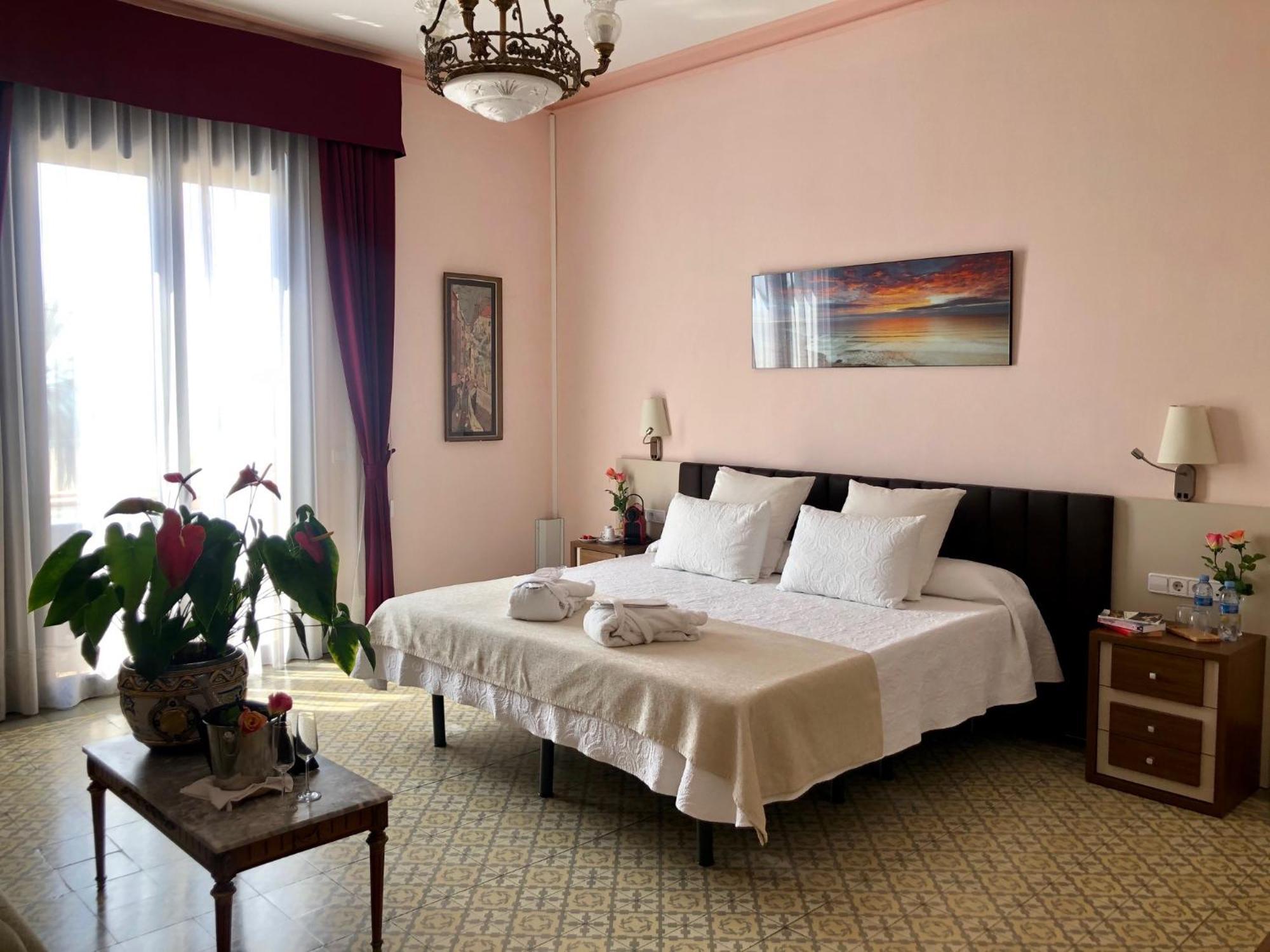 Hotel Llar De Capitans 마스노우 객실 사진