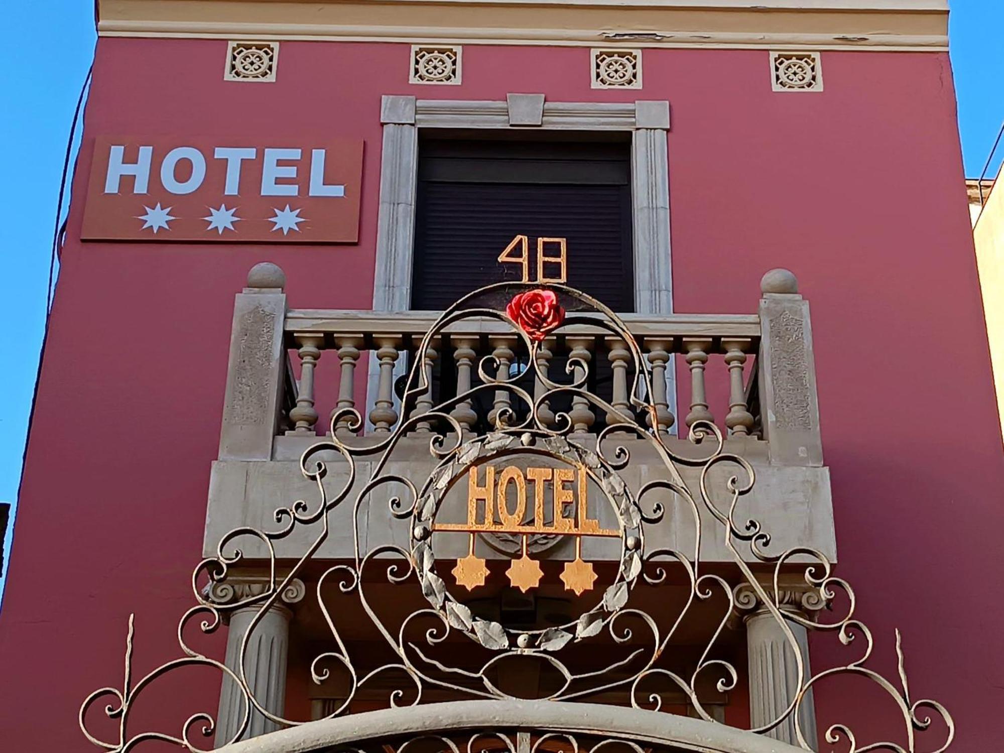 Hotel Llar De Capitans 마스노우 외부 사진